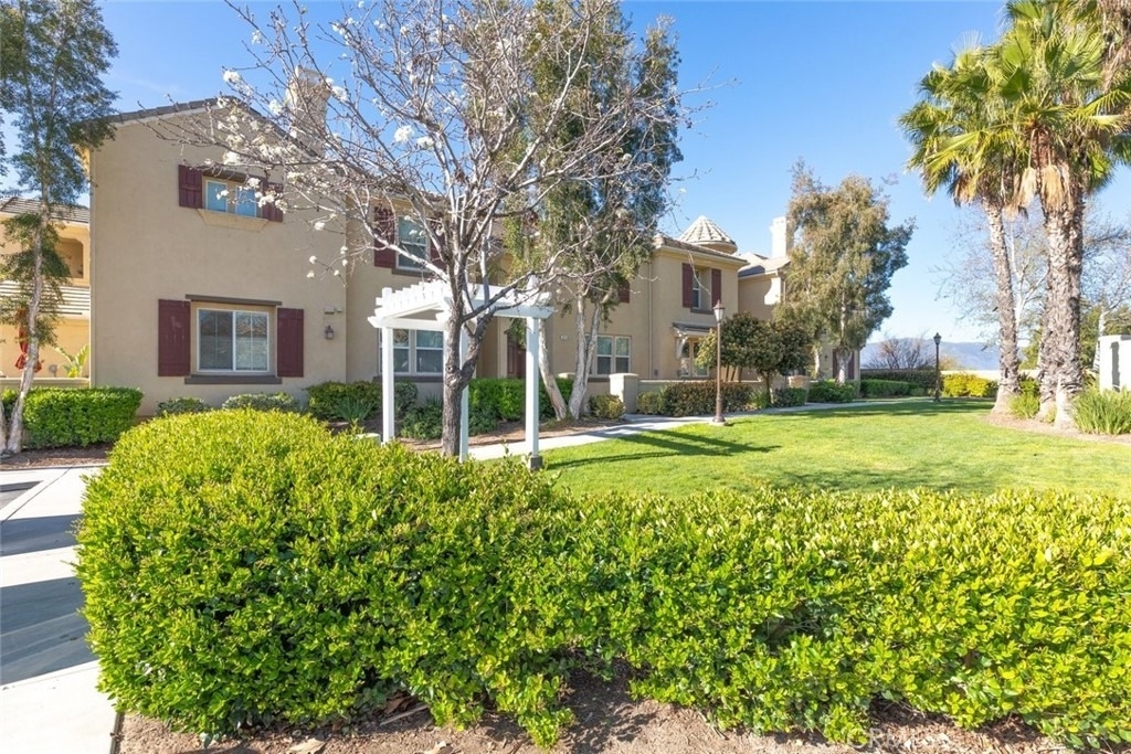 1800 E Lakeshore - Photo 1