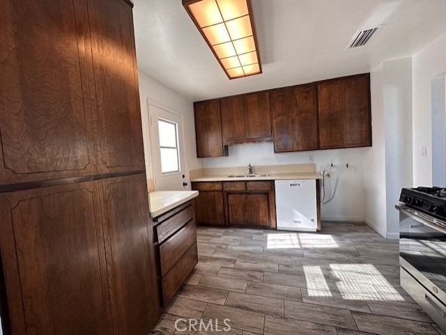 812 Lillian - Photo 4