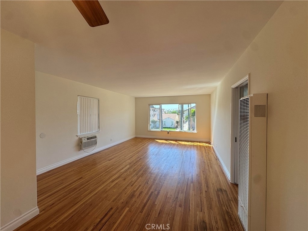 1138 Western Avenue - Photo 4