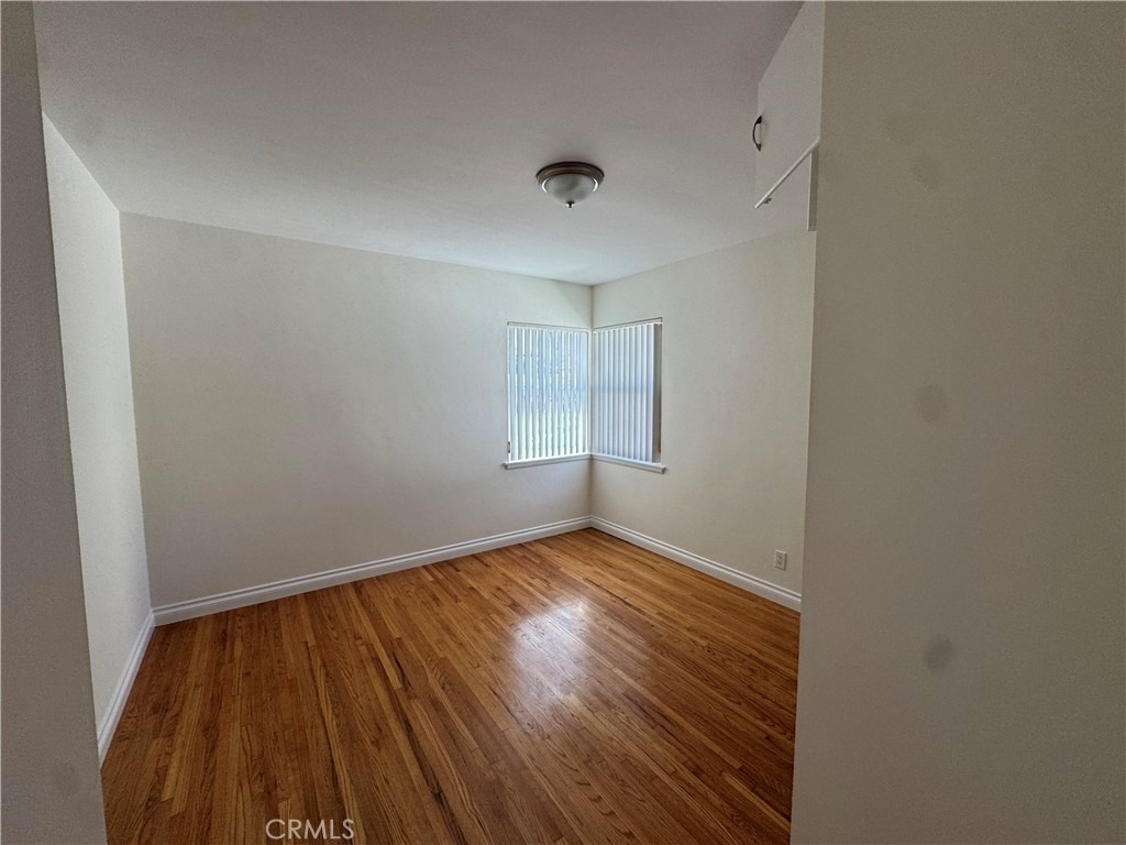 1138 Western Avenue - Photo 7