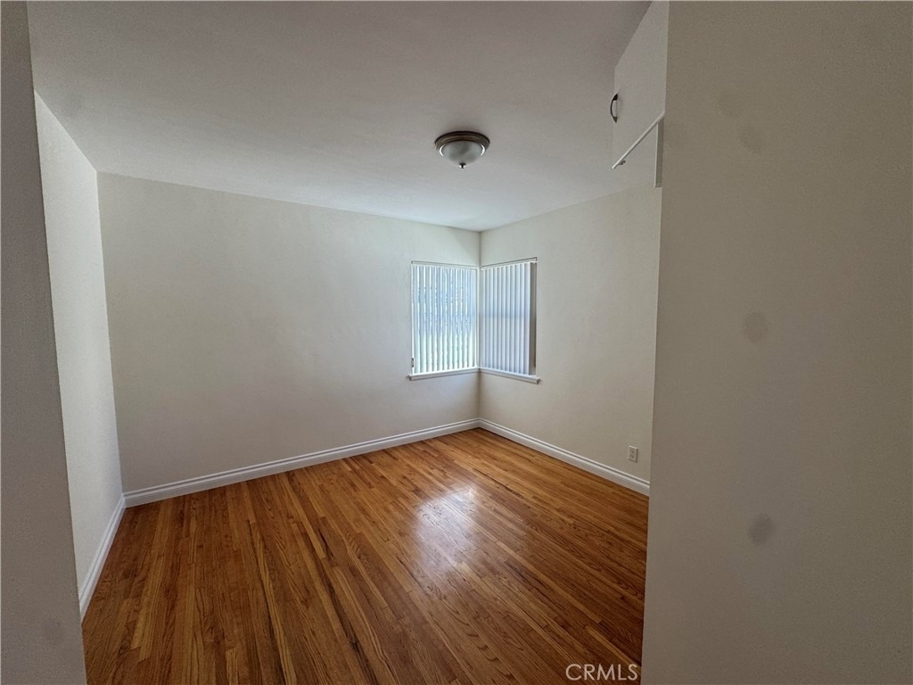 1138 Western Avenue - Photo 8