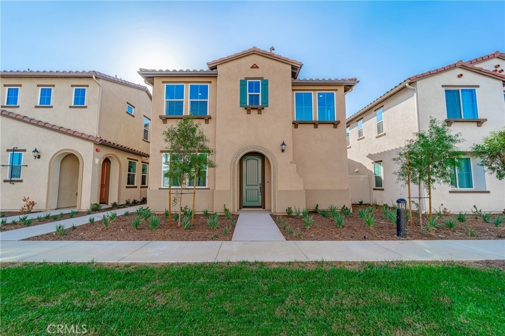 26149 Park Avenue - Photo 0