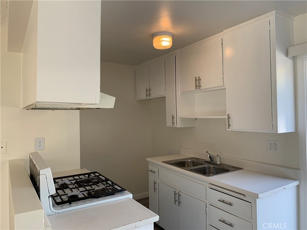 656 Lemar Park Drive - Photo 14