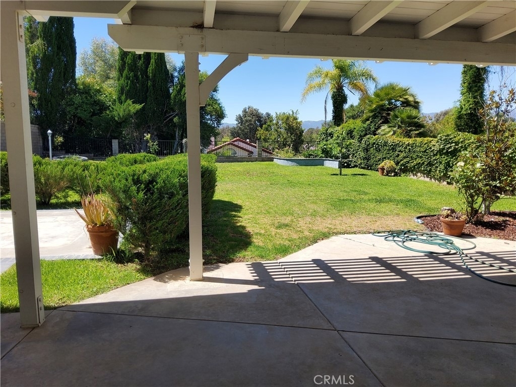 25540 Pembrook - Photo 6