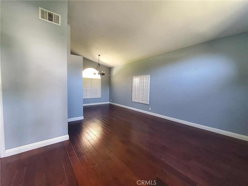 25540 Pembrook - Photo 3