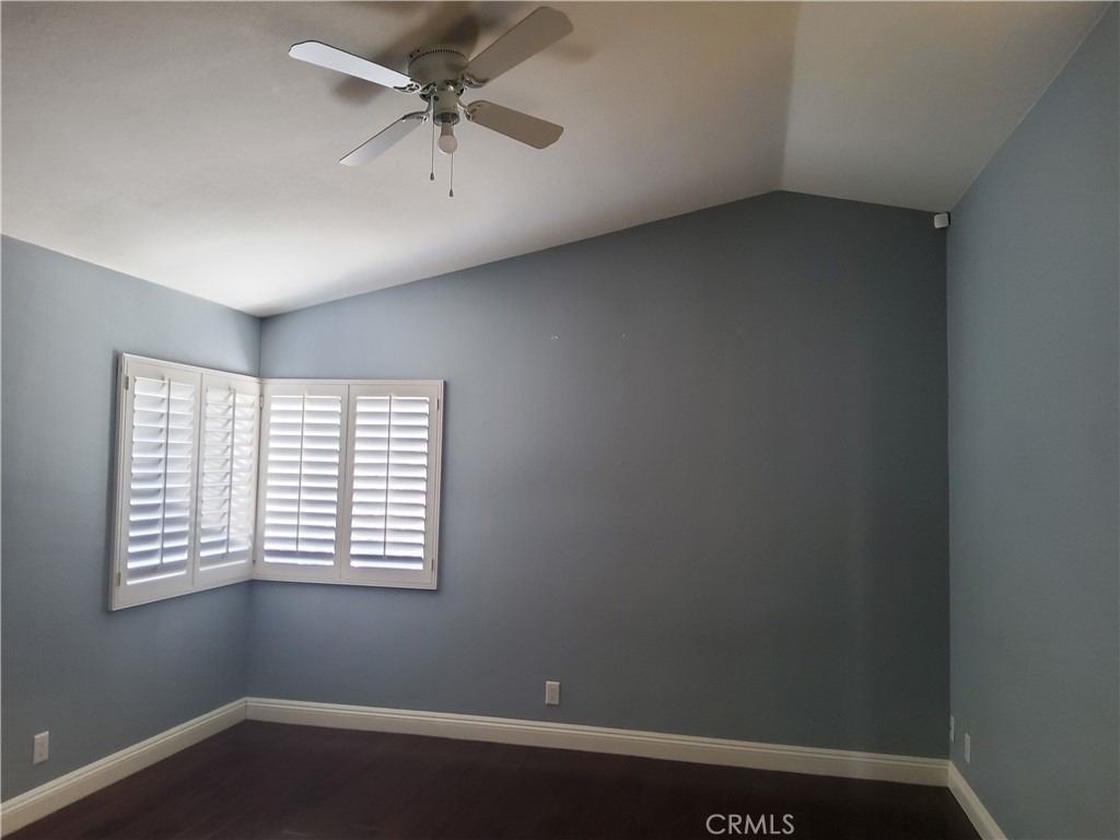 25540 Pembrook - Photo 13