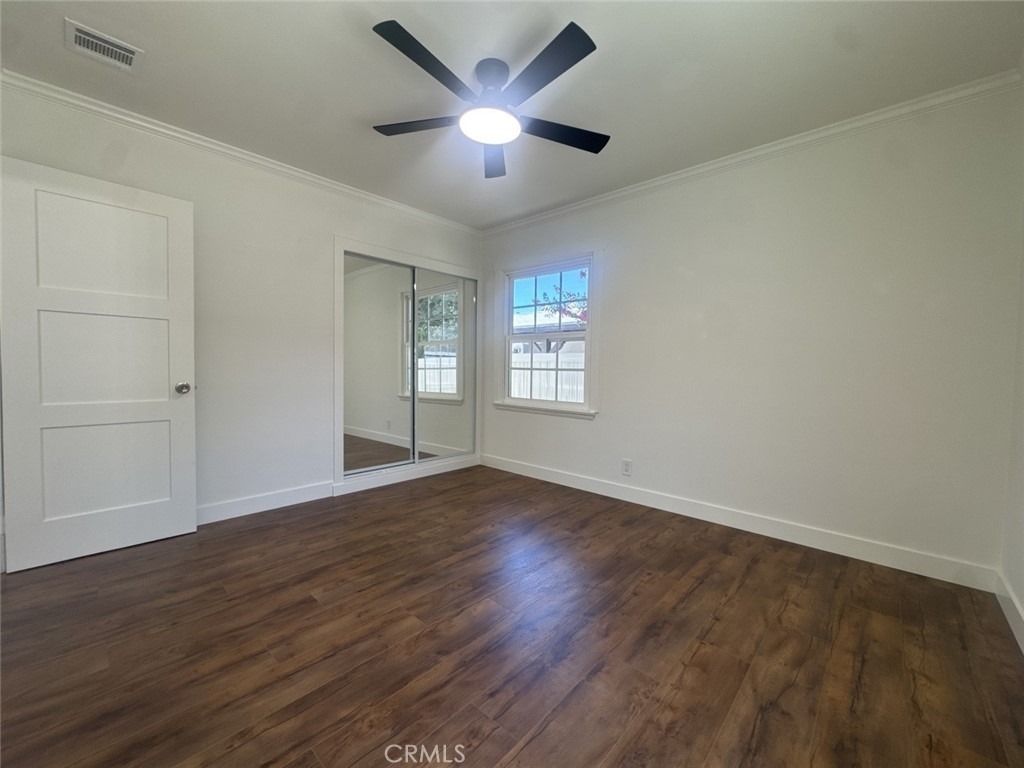 7245 Wish Avenue - Photo 15