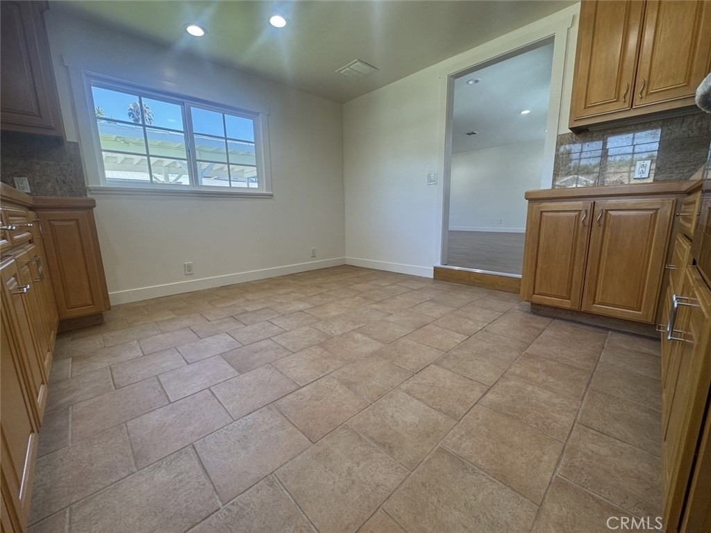 7245 Wish Avenue - Photo 7