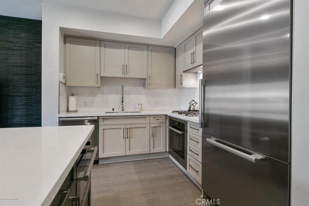 820 Mission Street - Photo 2
