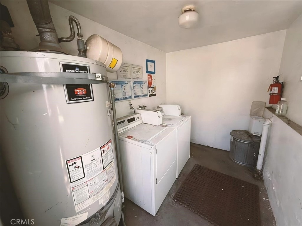 1581 College View Drive - Photo 8
