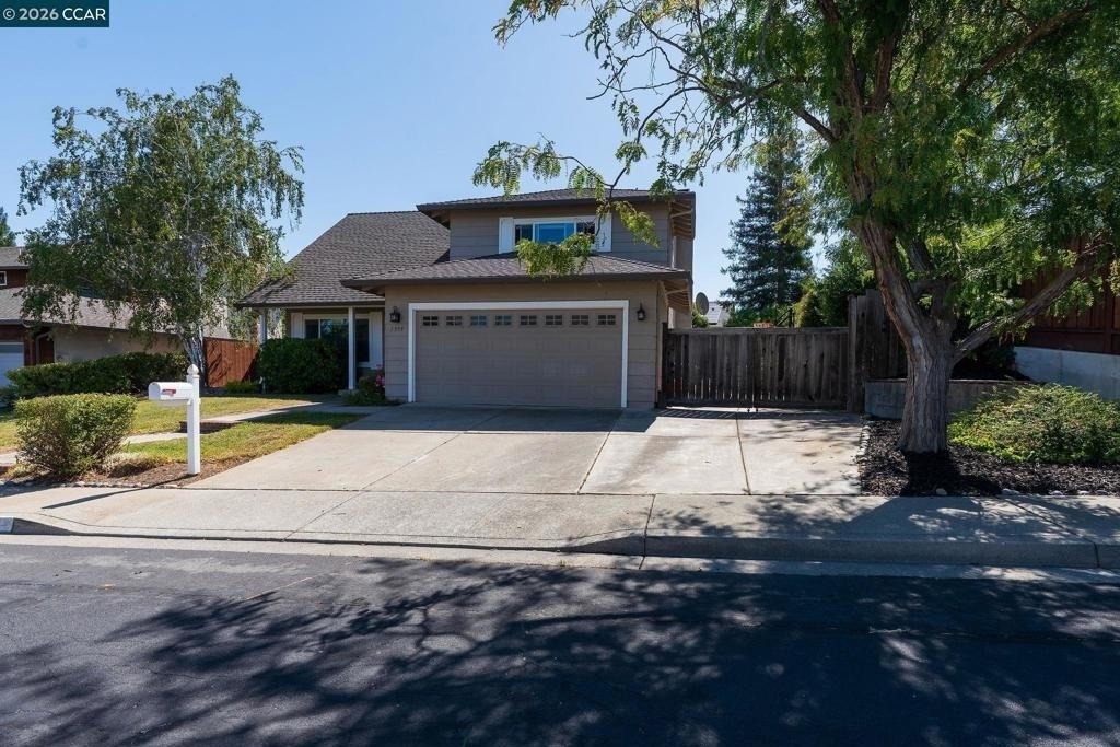 1359 Shade Oak Ln - Photo 1