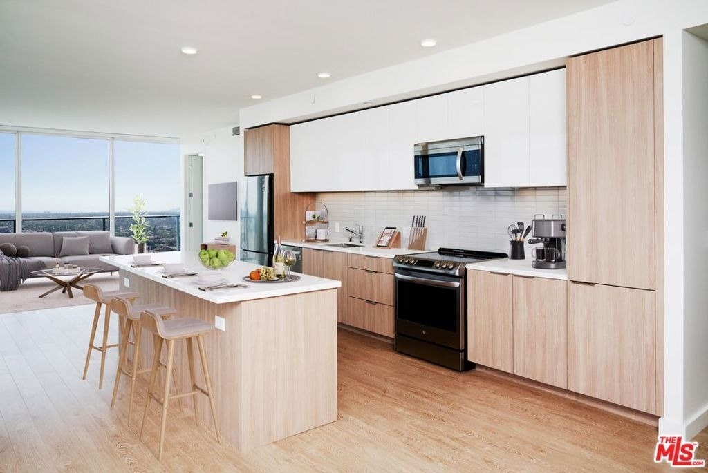 11750 Wilshire Boulevard - Photo 5
