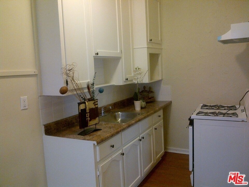 730 S Catalina Street - Photo 24