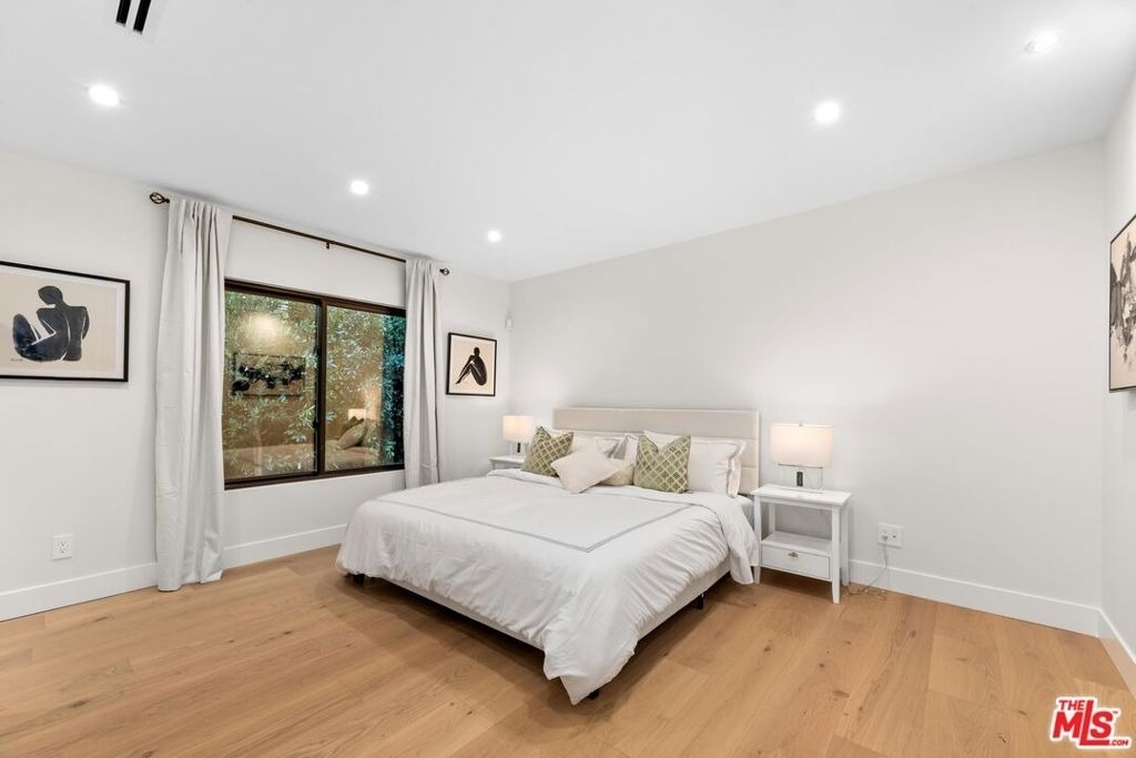 100 S La Jolla Avenue - Photo 15