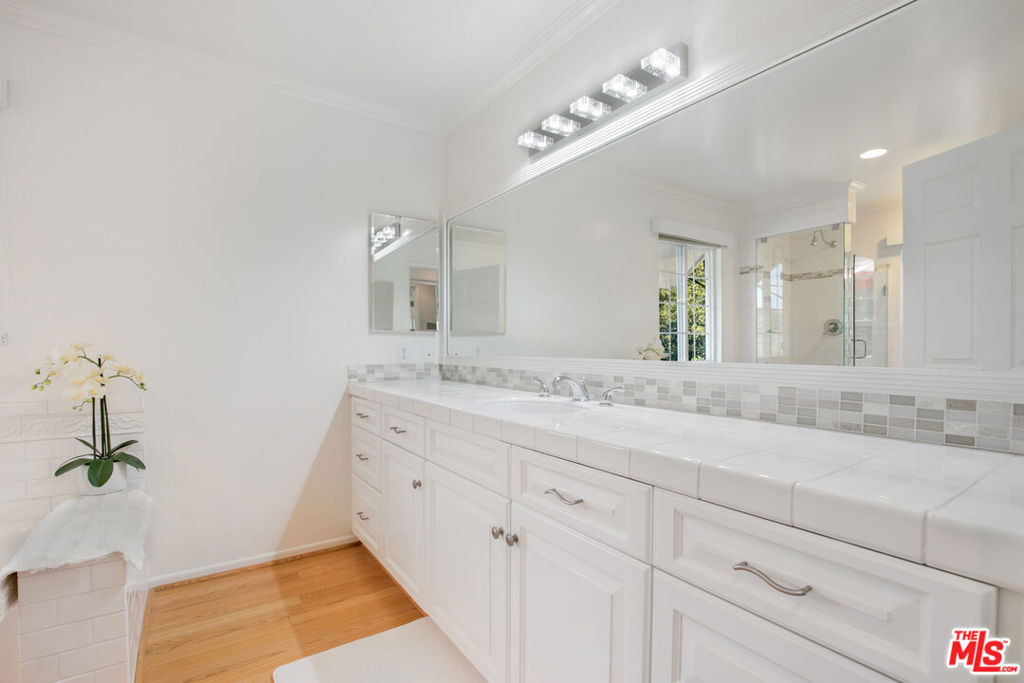 3855 Rambla Pacifico - Photo 20