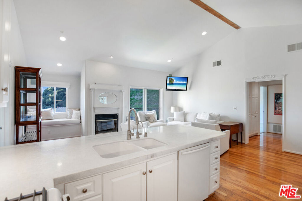 3855 Rambla Pacifico - Photo 17
