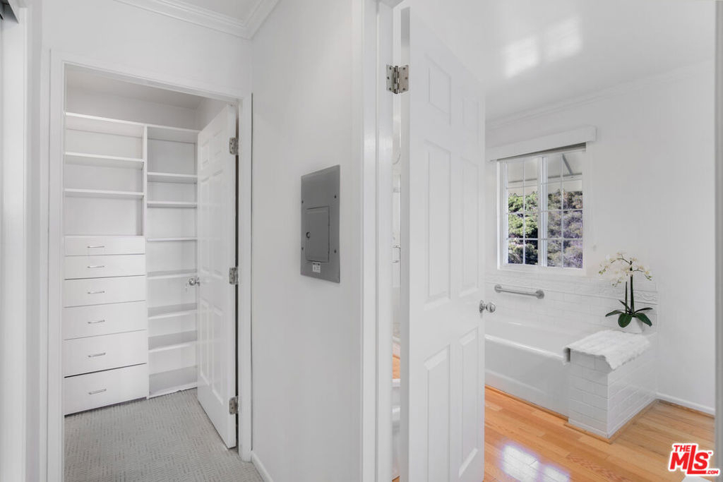 3855 Rambla Pacifico - Photo 2