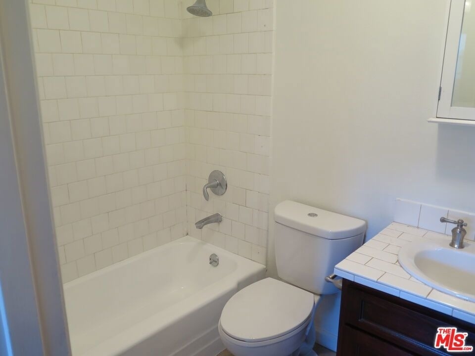 3603 Mentone Avenue - Photo 7