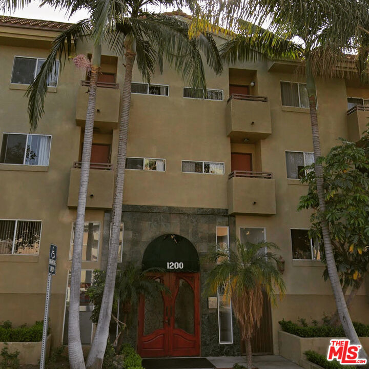 1200 S Shenandoah Street - Photo 8
