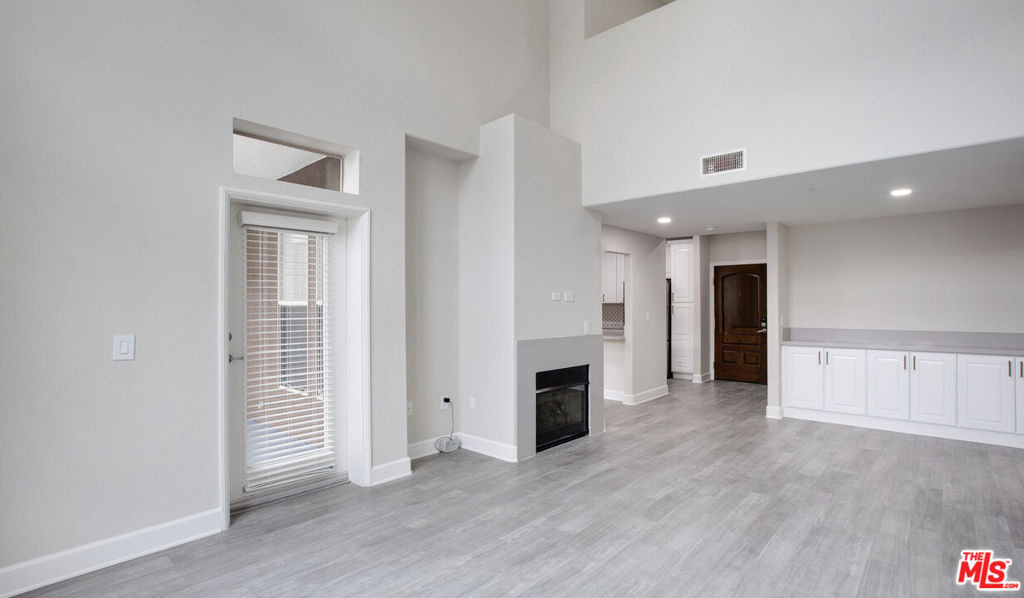 6220 W 3rd Street - Photo 9