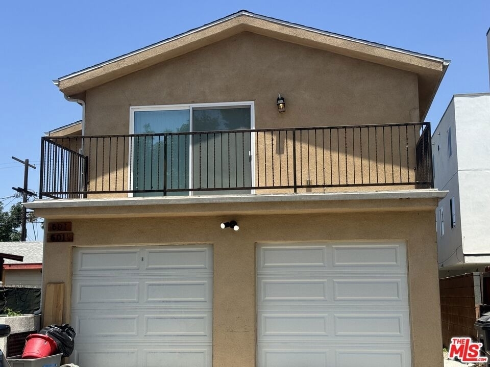 601 W 84th Street - Photo 1