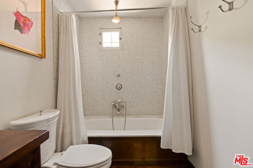 1407 N Beverly Drive - Photo 51