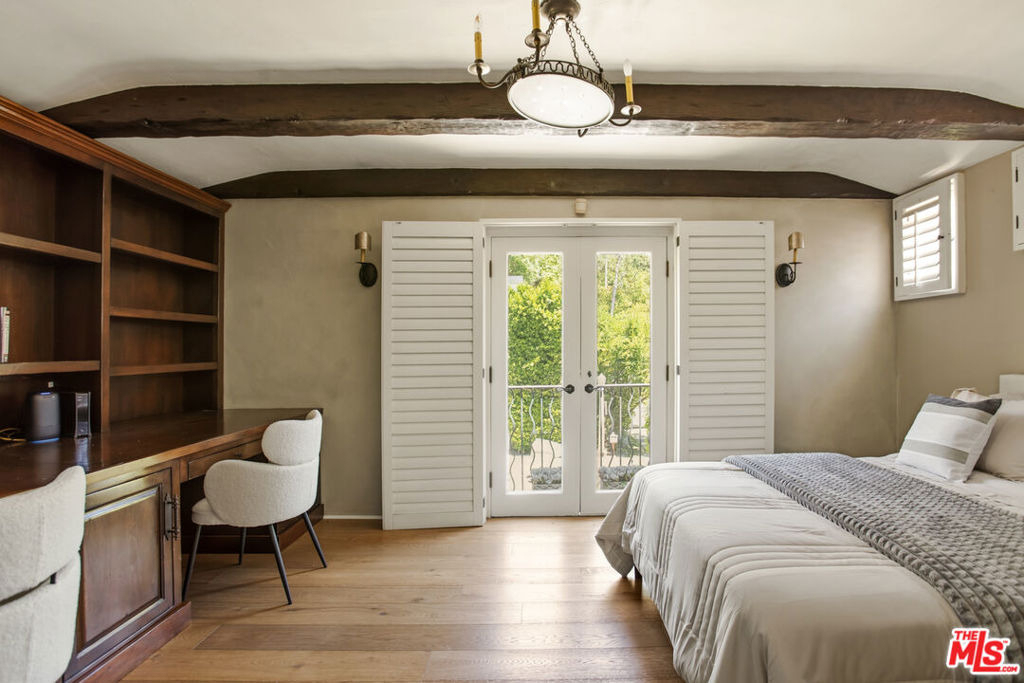 1407 N Beverly Drive - Photo 29