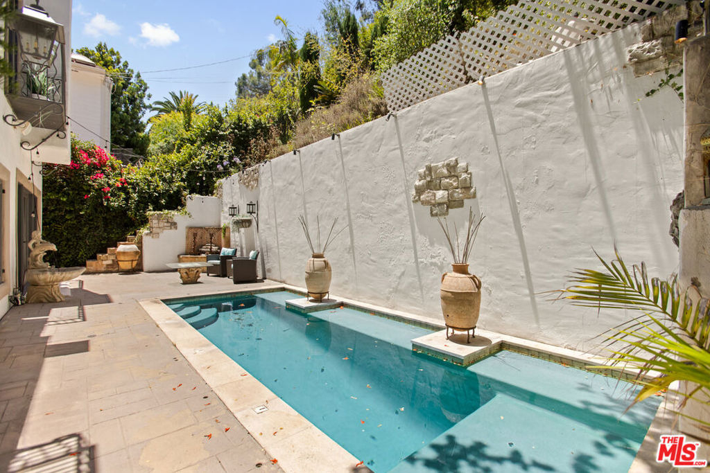1407 N Beverly Drive - Photo 16
