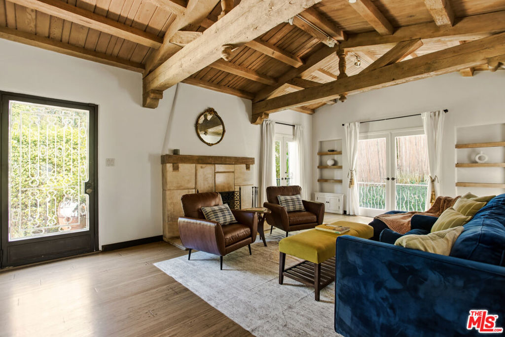 1407 N Beverly Drive - Photo 10