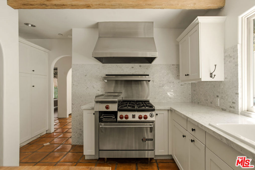 1407 N Beverly Drive - Photo 23