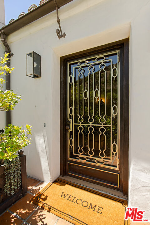 1407 N Beverly Drive - Photo 9