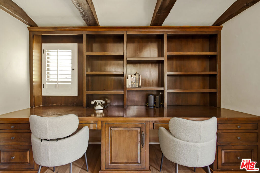 1407 N Beverly Drive - Photo 30