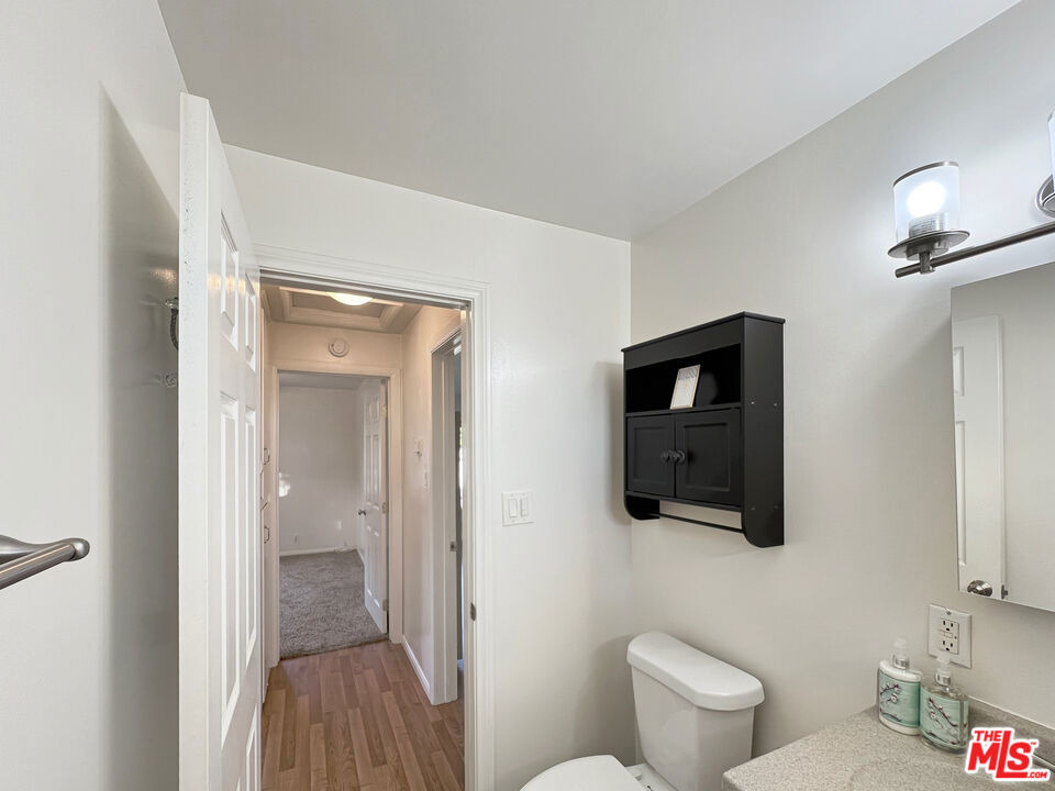 8905 Nogal Avenue - Photo 5