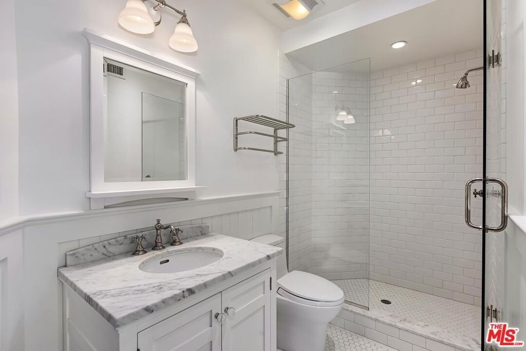 2134 La Mesa Drive - Photo 38