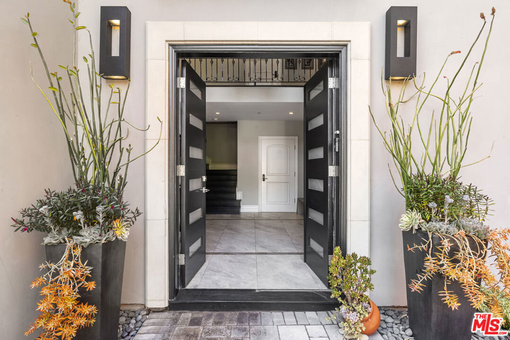 2422 Cazaux Place - Photo 48