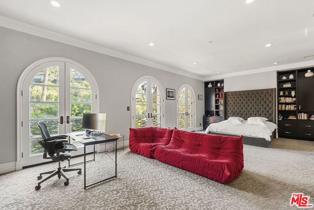 2422 Cazaux Place - Photo 30