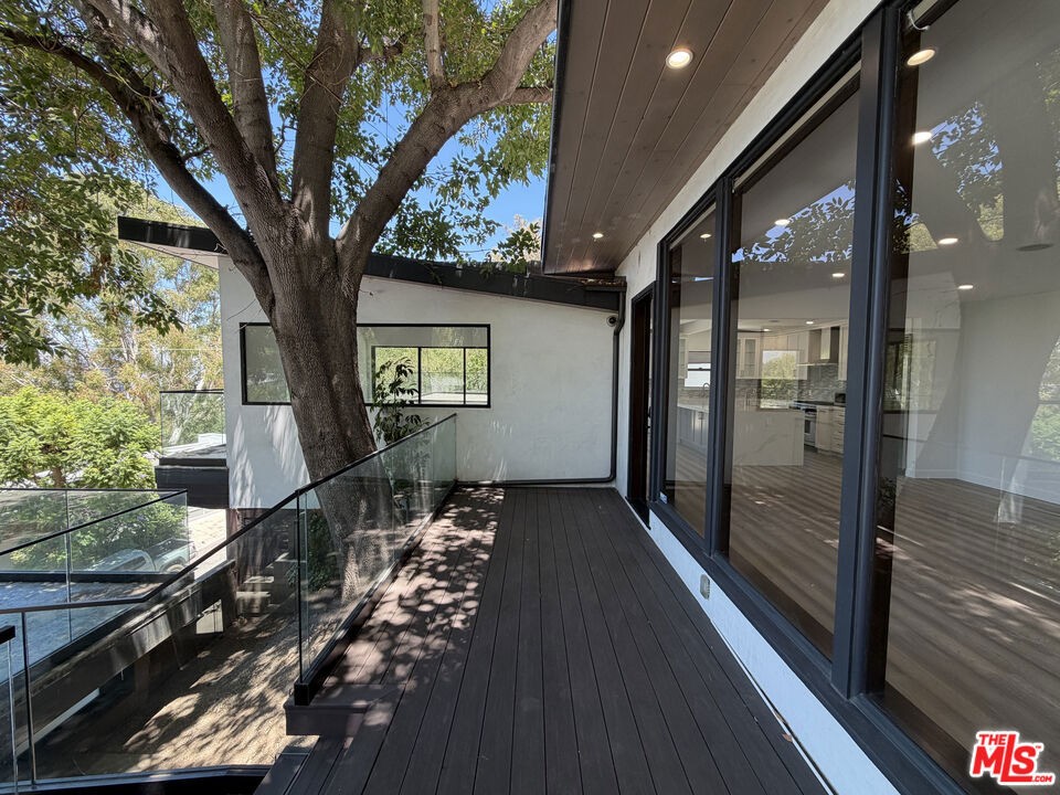 3565 Multiview Drive - Photo 4