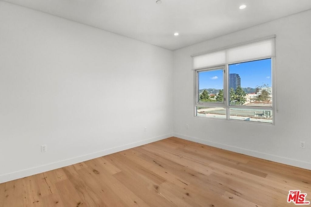 938 S Orange Grove Avenue - Photo 13