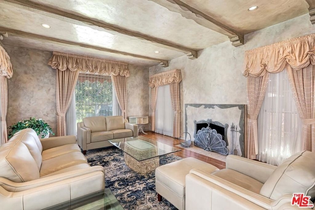 1511 Pandora Avenue - Photo 6