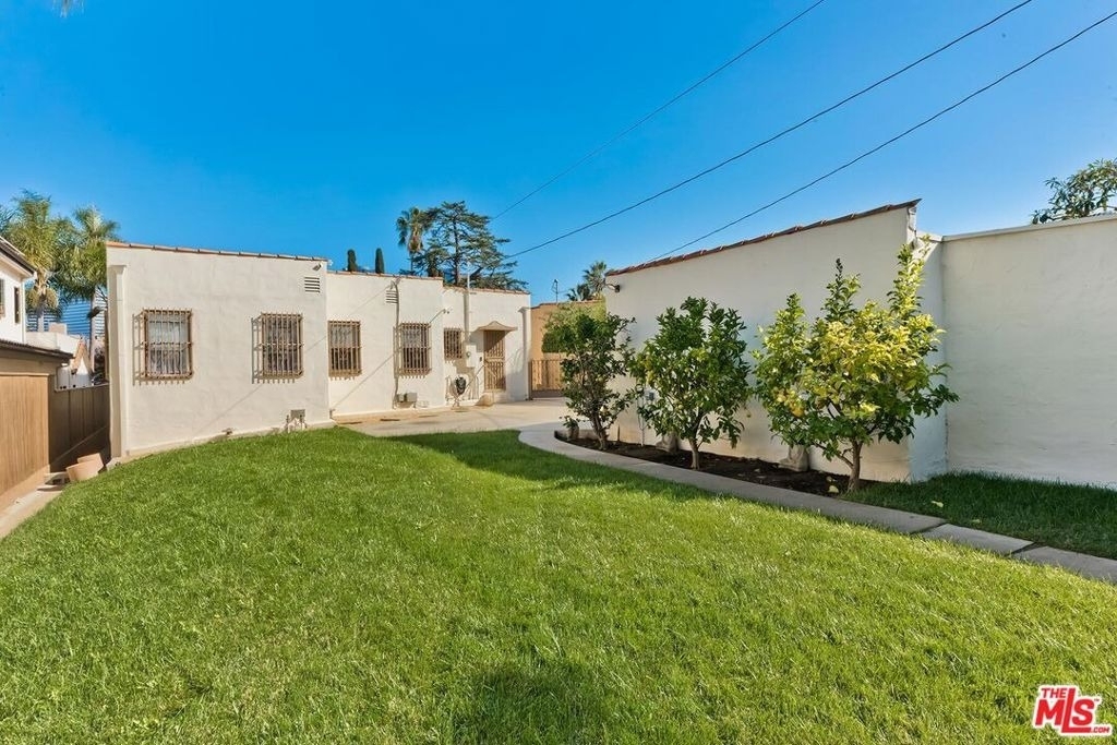 1511 Pandora Avenue - Photo 30