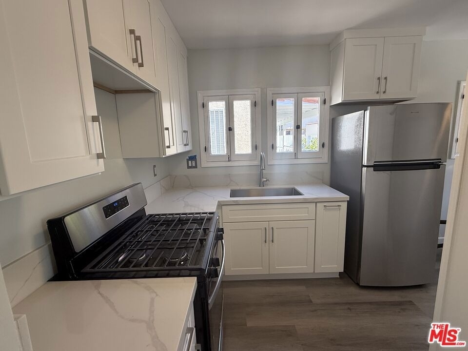 92 S Sunnyslope Avenue - Photo 0