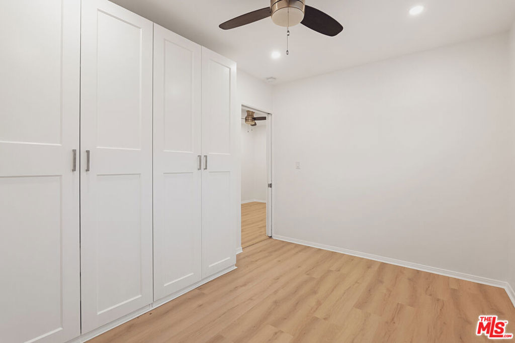 806 Navy Street - Photo 10