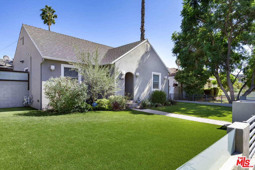4460 Stansbury Avenue - Photo 1