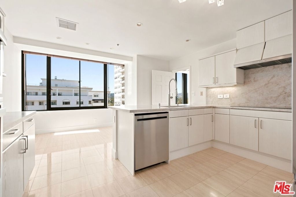 10724 Wilshire Boulevard - Photo 14