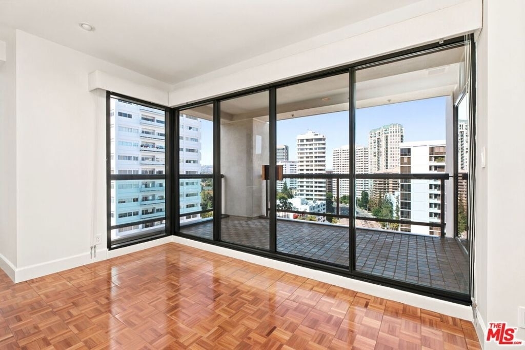 10724 Wilshire Boulevard - Photo 6