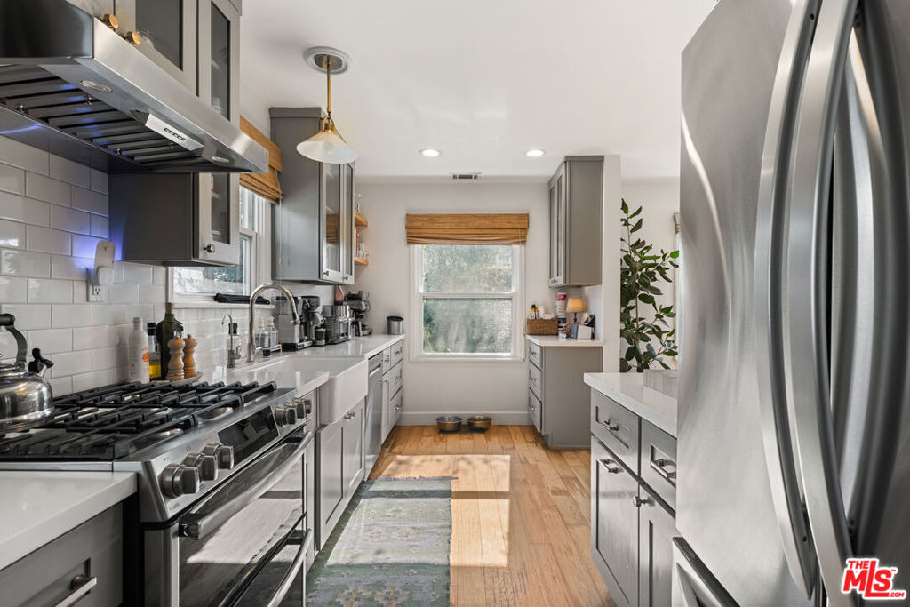 7560 Mcconnell Avenue - Photo 4