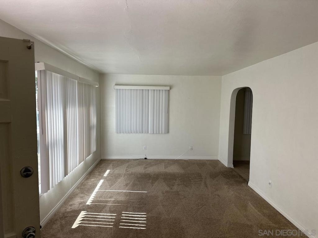 623 Prescott Avenue - Photo 4