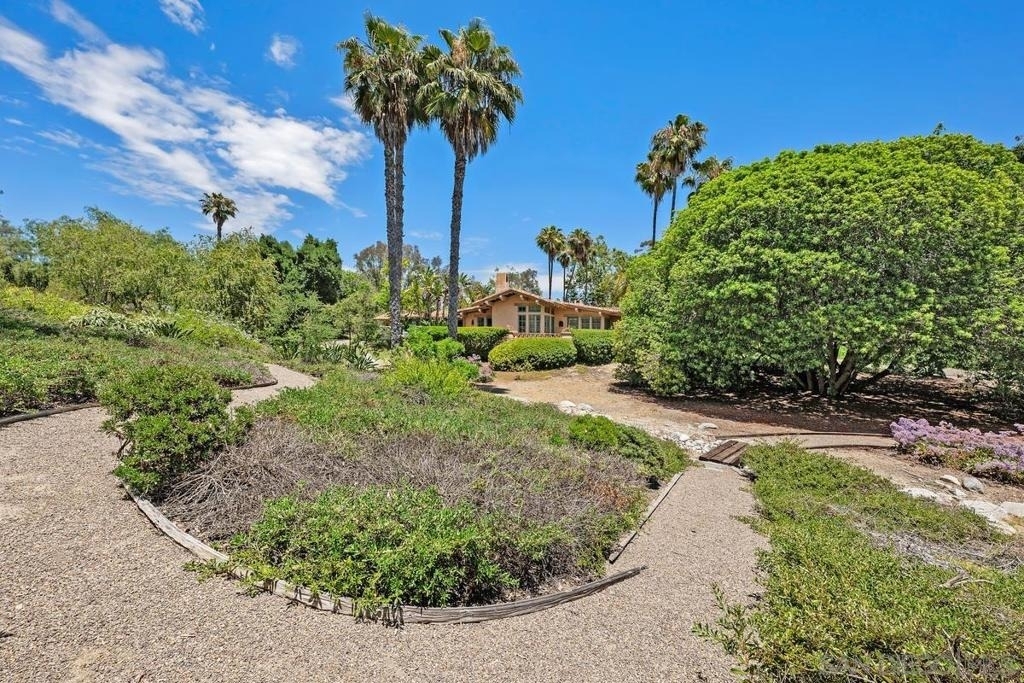 17240 Avenida De Acacias - Photo 45
