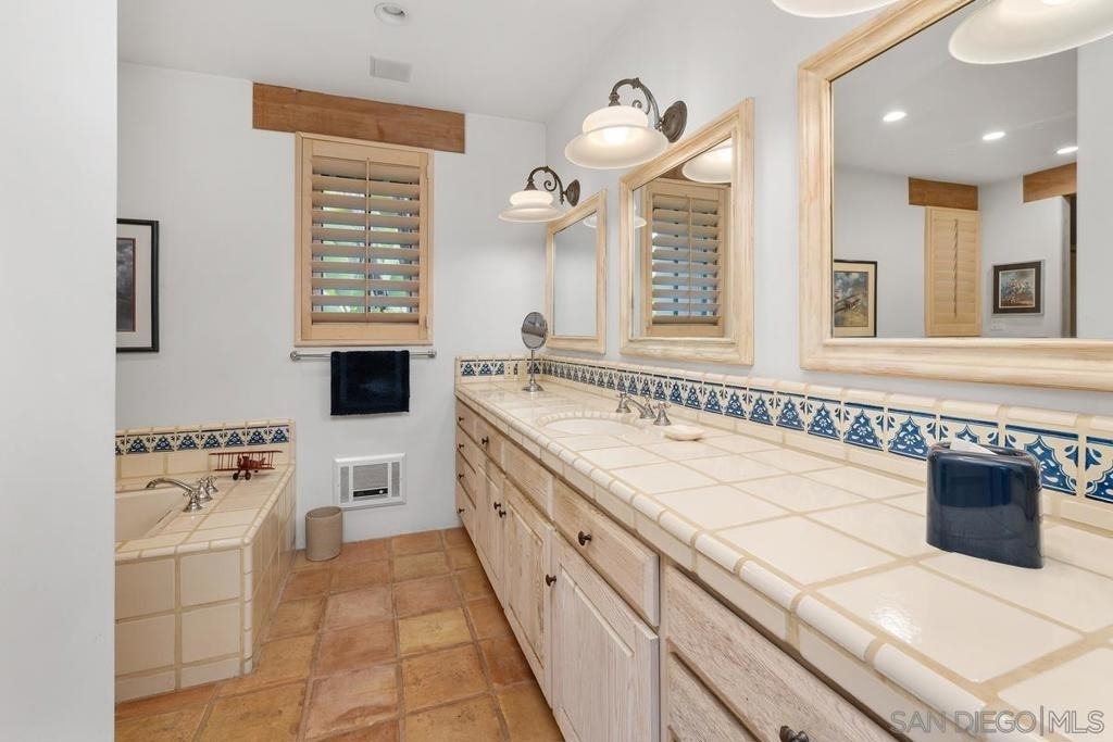 17240 Avenida De Acacias - Photo 29