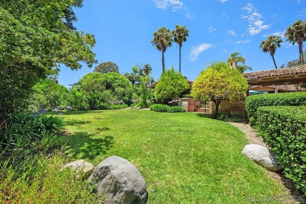 17240 Avenida De Acacias - Photo 41